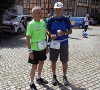 Hans G&uuml;nther Behrens aus Schwanebeck und Lothar Ahrens aus Halberstadt waren die &auml;ltesten Teilnehmer des Huyburgenlaufs